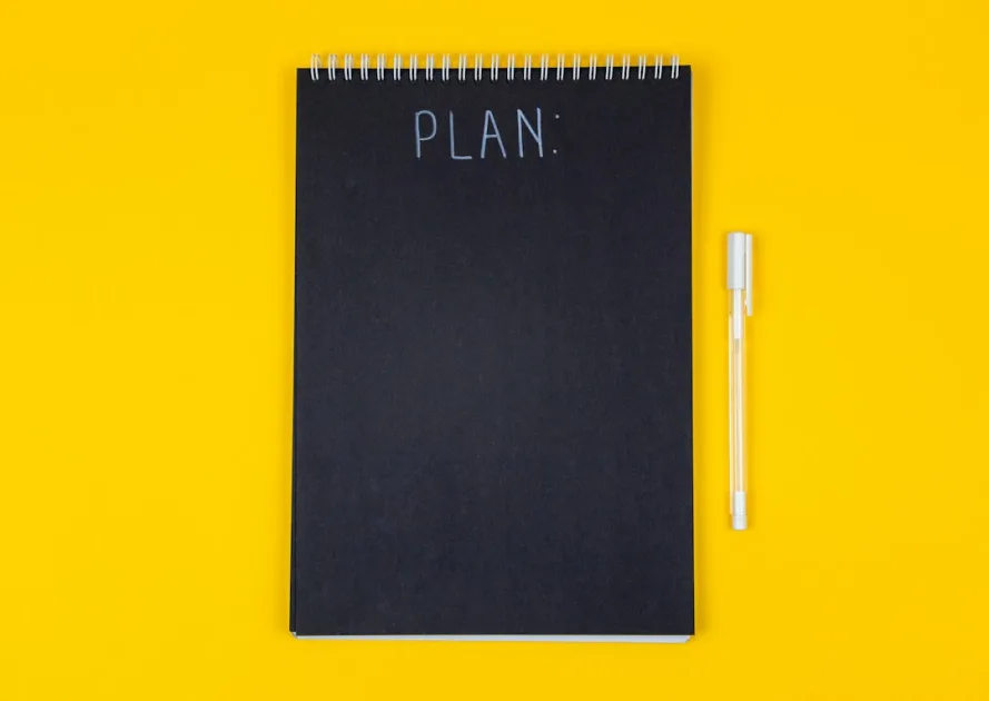 Editorial content planning notebook used in an AI workflow for SEO content strategy